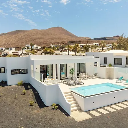 Caprica By Buenavilla Las Breñas