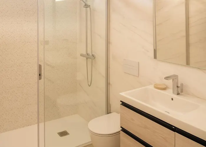 فيلة Caprica By Buenavilla