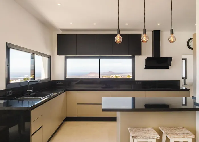 Caprica By Buenavilla فيلة *