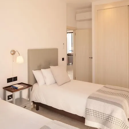 Caprica By Buenavilla *