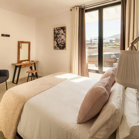 Caprica By Buenavilla