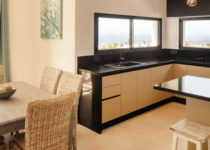 Caprica By Buenavilla *