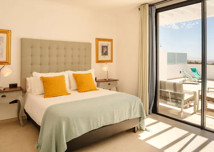 Caprica By Buenavilla *