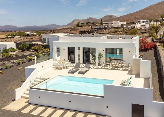 Caprica By Buenavilla Villa *