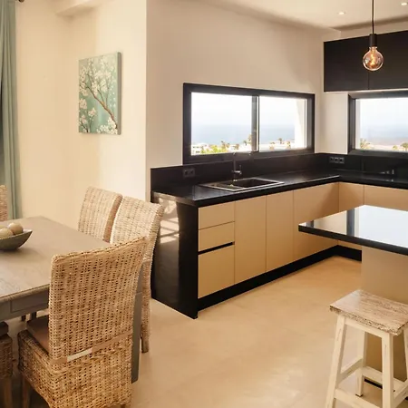 Caprica By Buenavilla *