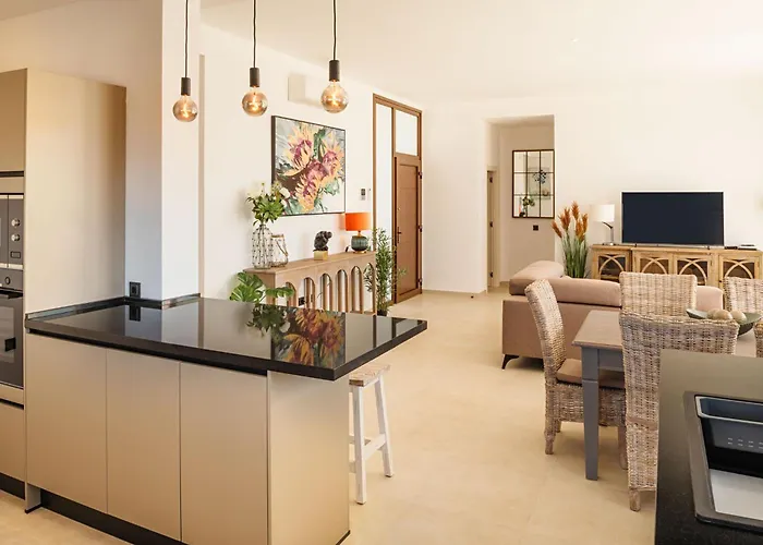 Villa Caprica By Buenavilla