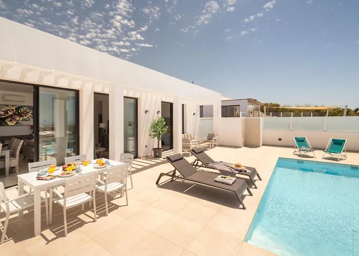 Villa Caprica By Buenavilla Las Breñas