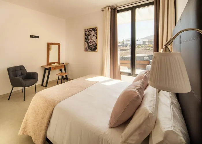 Caprica By Buenavilla